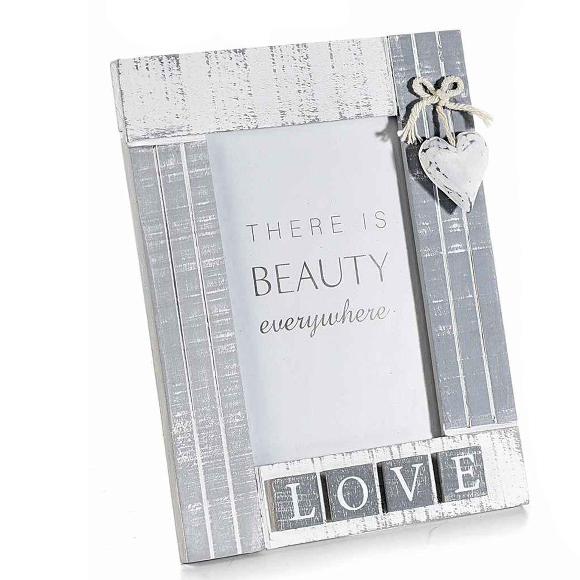Cornice shabby love